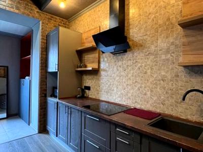квартира за адресою Пантелеймонівська вул., 12