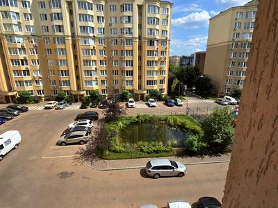 квартира за адресою Братська вул., 12