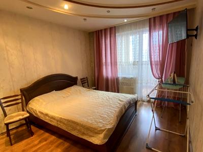 квартира за адресою Анни Ахматової вул., 14-Б