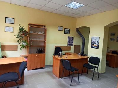 коммерческая по адресу Корятовича пл., 5