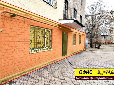 комерційна за адресою Центральний бульв., 19-Б