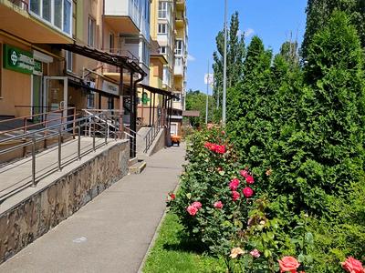 квартира за адресою Академіка Лебедєва вул., 1