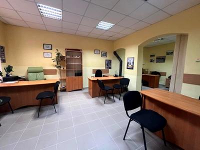 коммерческая по адресу Корятовича пл., 5