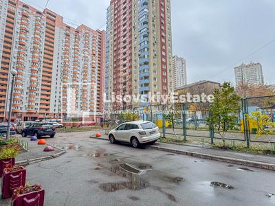 квартира за адресою Саперно-Слобідська вул., 8