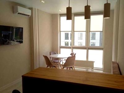 квартира за адресою Салютна вул., 2к10