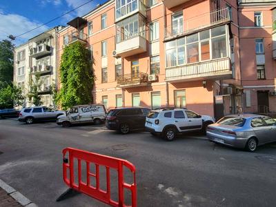 квартира по адресу Хорива пер., 4