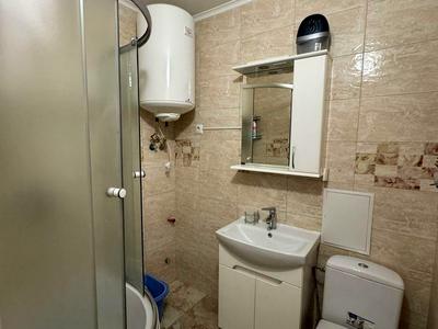 квартира за адресою Космонавтів вул., 10