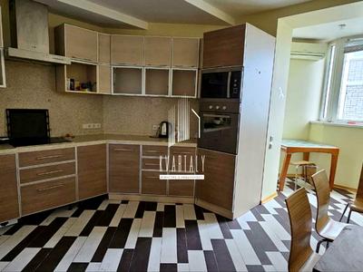 квартира за адресою Миколи Амосова вул., 4