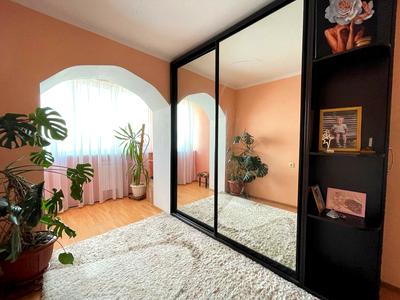 квартира за адресою Лесі Українки вул., 33
