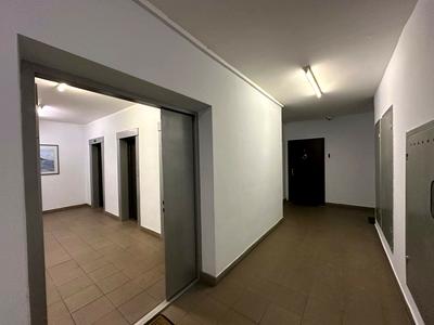 квартира за адресою Раїси Окіпної вул., 10