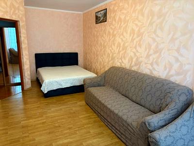 квартира за адресою Анни Ахматової вул., 35-А