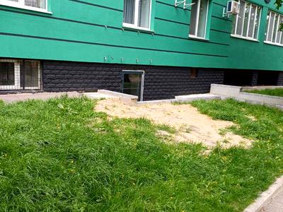 комерційна за адресою вул. Тиха, 7