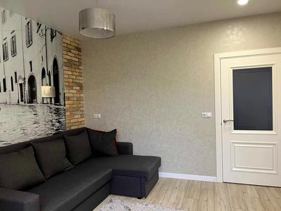 квартира за адресою Драгоманова вул., 38-А