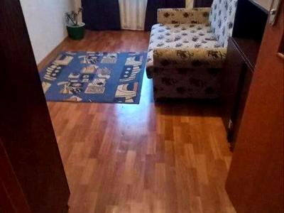 квартира по адресу Строителей ул., 12