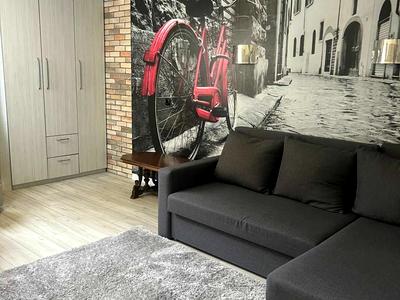 квартира за адресою Драгоманова вул., 38-А