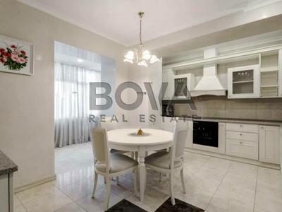квартира за адресою Кропивницького вул., 8