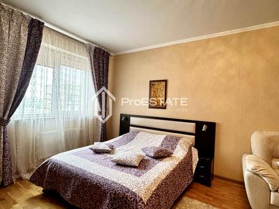 квартира по адресу Киев, Бориспольская ул., 4