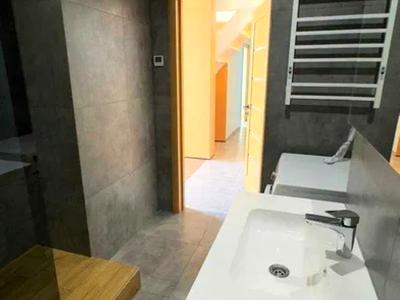 квартира за адресою Регенераторна вул., 4 