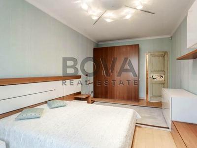 квартира за адресою Кропивницького вул., 8
