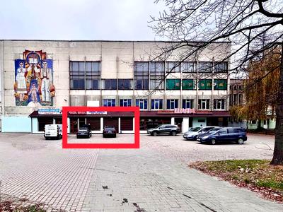 коммерческая по адресу Обліски, 36