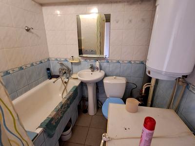 квартира за адресою Дмитра Апухтіна вул., 25