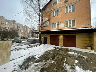 коммерческая по адресу Леся Курбаса ул., 7