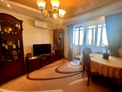 квартира за адресою Євгена Патона вул., 2