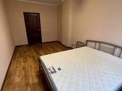 квартира за адресою Сім'ї Кульженків вул. (Петра Дегтяренка), 33