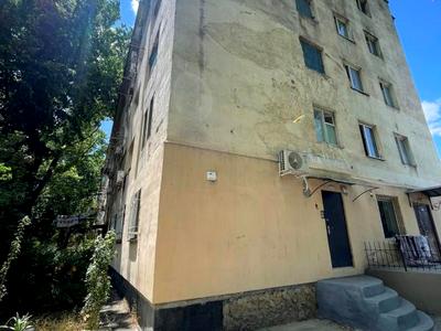 квартира за адресою Радісна вул., 7