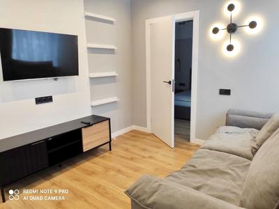 квартира за адресою Київ, Салютна вул., 2к23