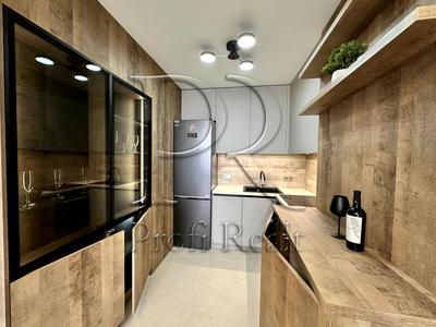 квартира за адресою Генерала Грекова вул., 4