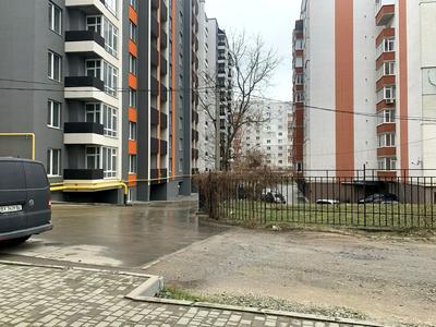 коммерческая по адресу Институтская ул., 6б