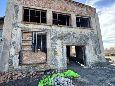 коммерческая по адресу Полонное, Лесі Українки ул., 174а