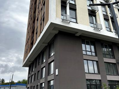 комерційна за адресою Івана Сокура пров., 1
