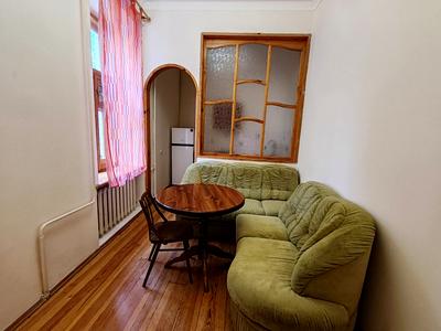 квартира по адресу Межигорская ул., 30