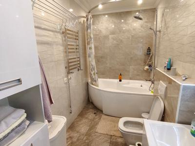 квартира за адресою Івана Сльоти вул., 49