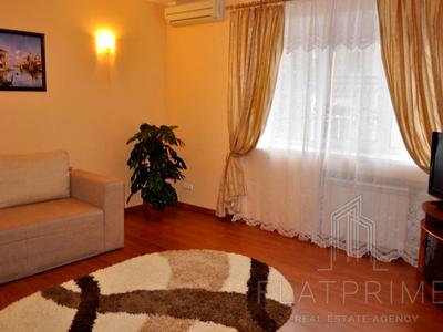 квартира за адресою Хорива вул., 33