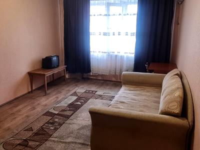 квартира за адресою Лариси Руденко вул., 8