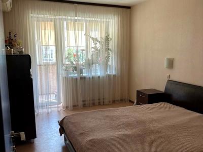 квартира за адресою Метробудівська вул., 8