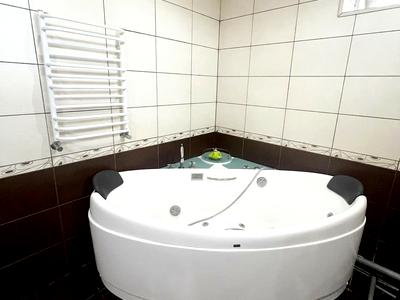 будинок за адресою Моторна вул., 140