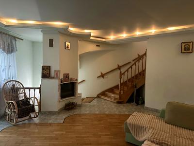 квартира за адресою Карпатська вул., 15а