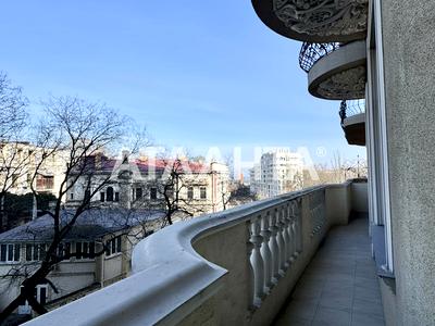квартира за адресою Військовий узвіз, 13