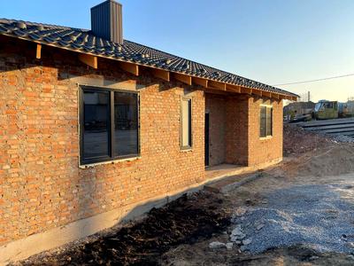 дом по адресу Ровно, Защитников Мариуполя ул. (Костромська)