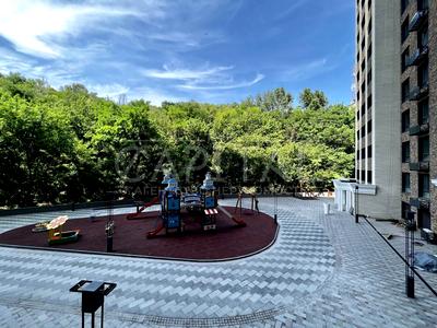 комерційна за адресою Глибочицька вул., 73