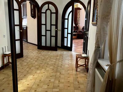 квартира по адресу Евгения Коновальца ул. (Щорса), 36-В