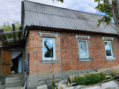 будинок за адресою смт. Пісочин, Лікарняна, 9