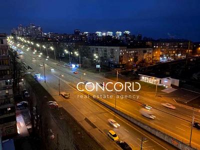 квартира за адресою Миколи Міхновського бульв. (Дружби Народів), 3