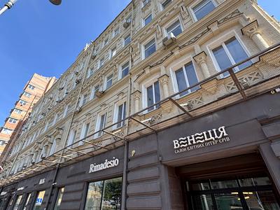 комерційна за адресою Велика Васильківська вул. (Червоноармійська), 13/1