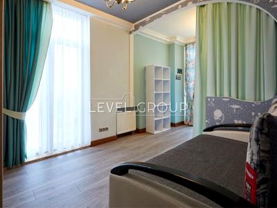 квартира за адресою Регенераторна вул., 4