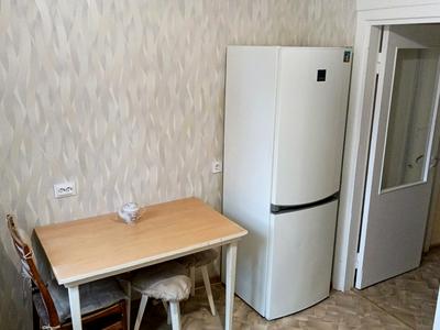 квартира за адресою Івана Світличного вул. (Петровського), 6